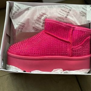 Hot pink short boots with bling size 11 from walker rose brand new unused